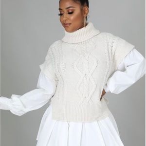 Turtleneck long sleeve shirt